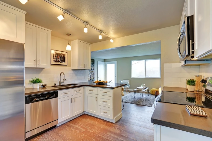 Practical Tips For A Smooth Kitchen Remodeling Experience in Port Jefferson Station, NY